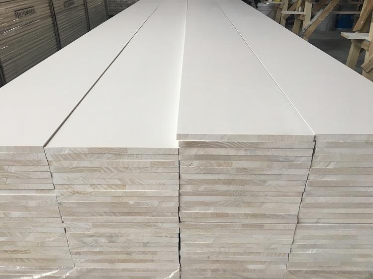 papan trim terlebih dahulu