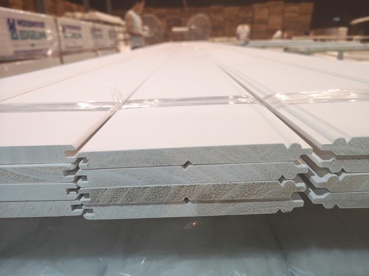 papan lapisan kayu selesai barang-barang