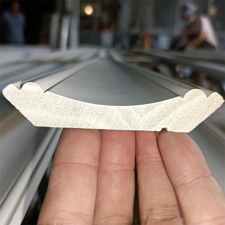 Good Quality White Primed Wooden Crown Mouldings For Ceiling
